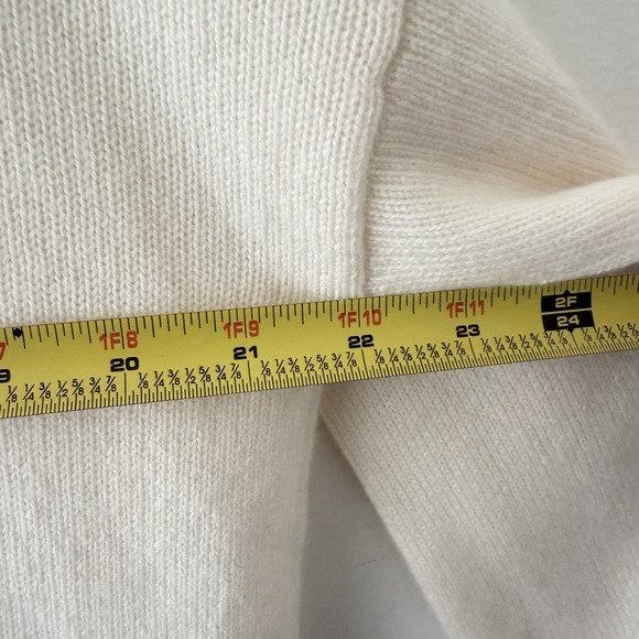 J.McLaughlin Women's Turtleneck Sweater Sz M Ivory Cashmere Minimalist NEW $398 - Picture 8 of 9
